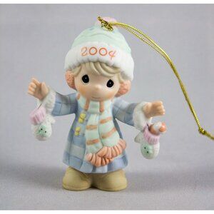 Precious Moments 2004 S'Mitten With The Christmas Spirit" Ornament 117784